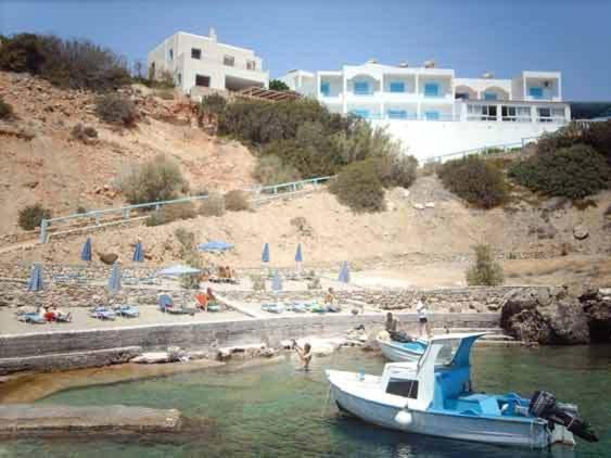 Castelia Bay Hotel Amoopi Exterior photo